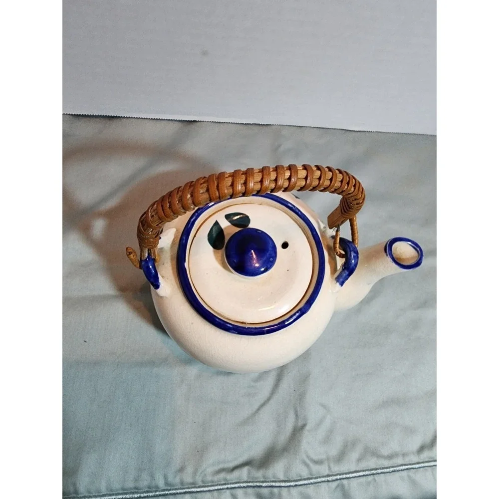 Vintage‎ Epi-Curio Floral Stoneware Teapot Wicker Handle
